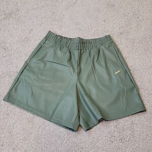 Fabletics Vegan Leather High-Waisted Short Size M